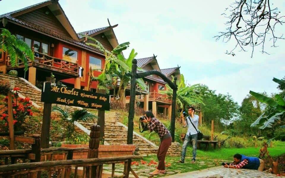 Mr Charles River View Lodge Hsipaw Esterno foto