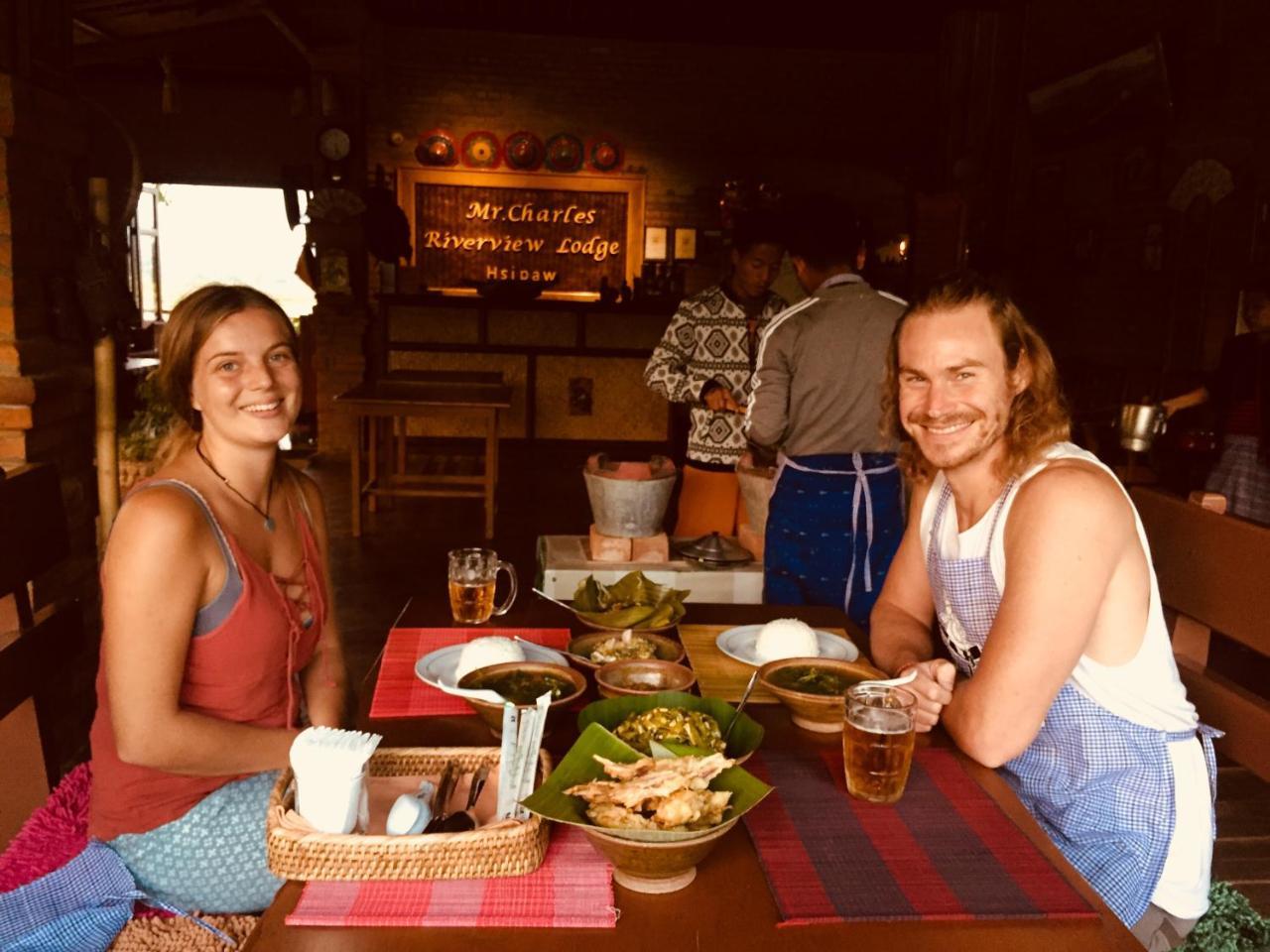 Mr Charles River View Lodge Hsipaw Esterno foto